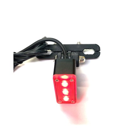 Ajout lampe arrière RX300 sur EXR1100