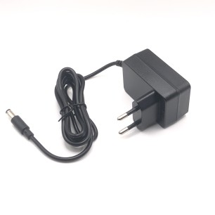 Chargeur de batteries standard 1.5Ah
